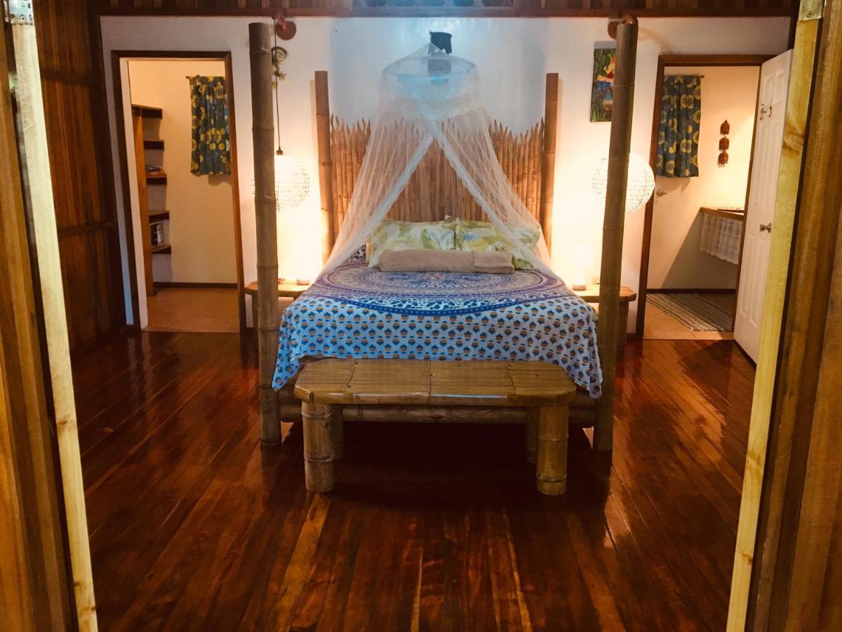 Coral Hill Bungalows Cahuita Ngoại thất bức ảnh