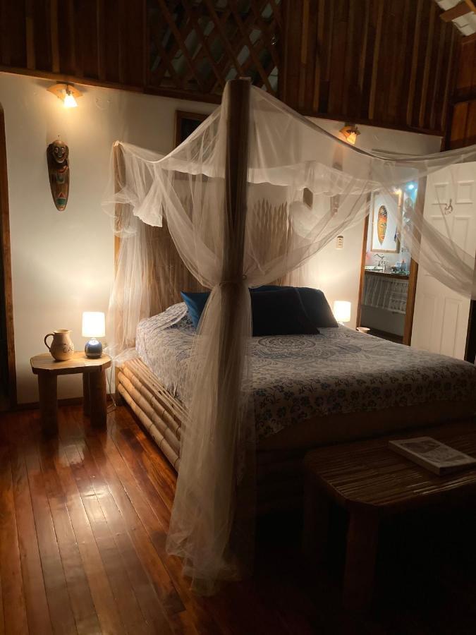 Coral Hill Bungalows Cahuita Ngoại thất bức ảnh