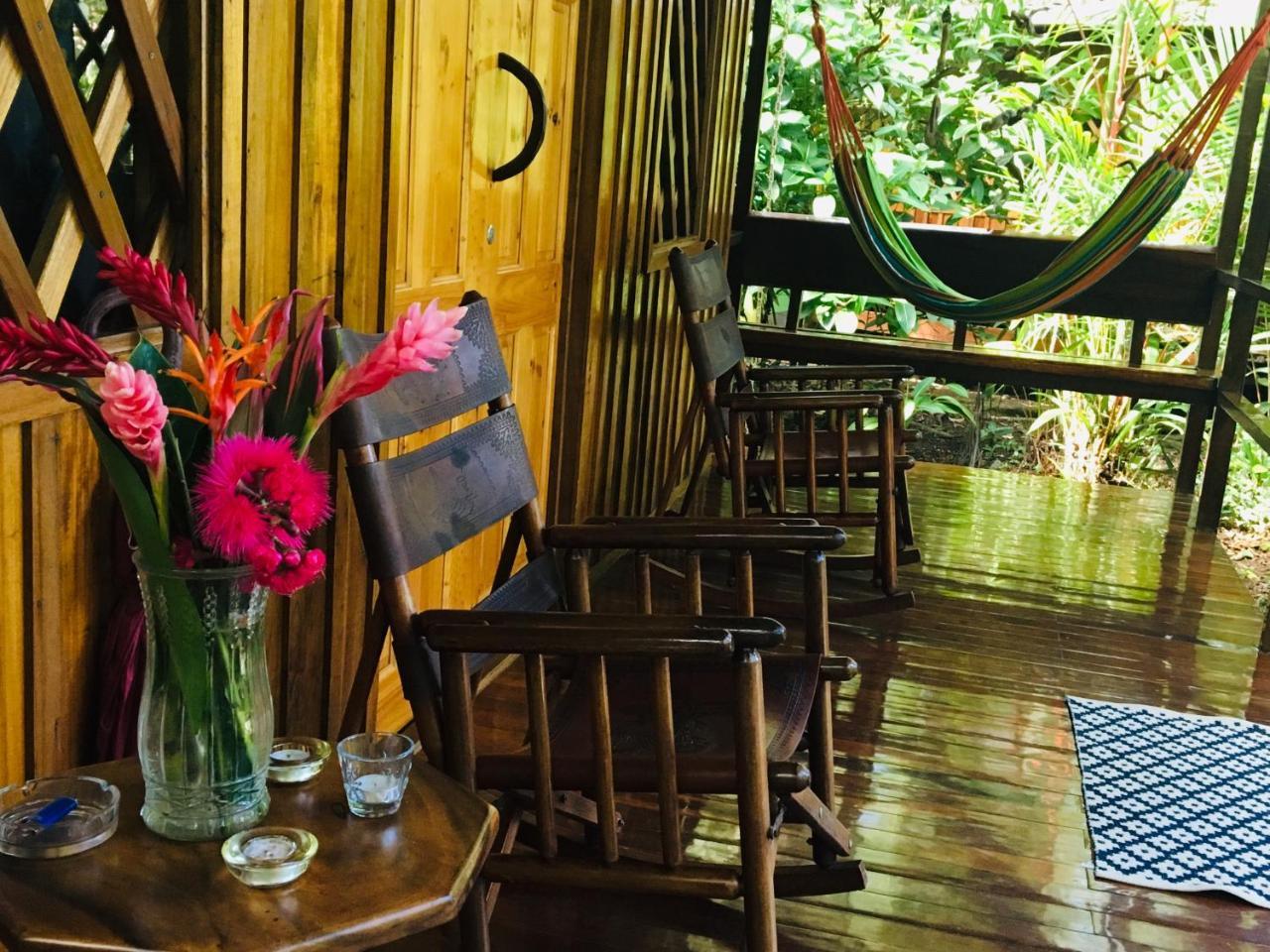 Coral Hill Bungalows Cahuita Ngoại thất bức ảnh