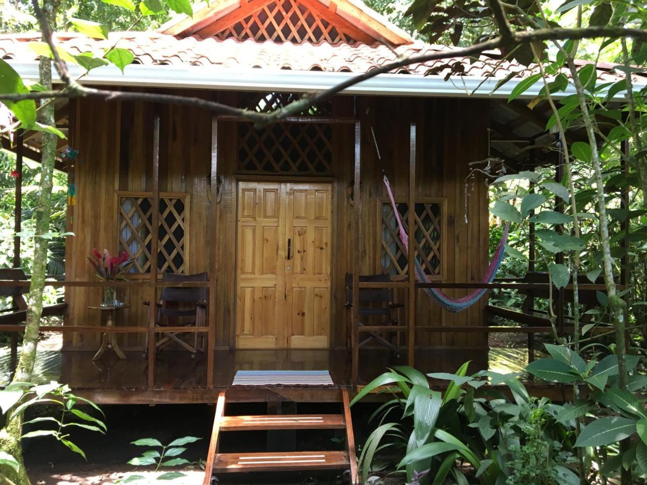 Coral Hill Bungalows Cahuita Ngoại thất bức ảnh
